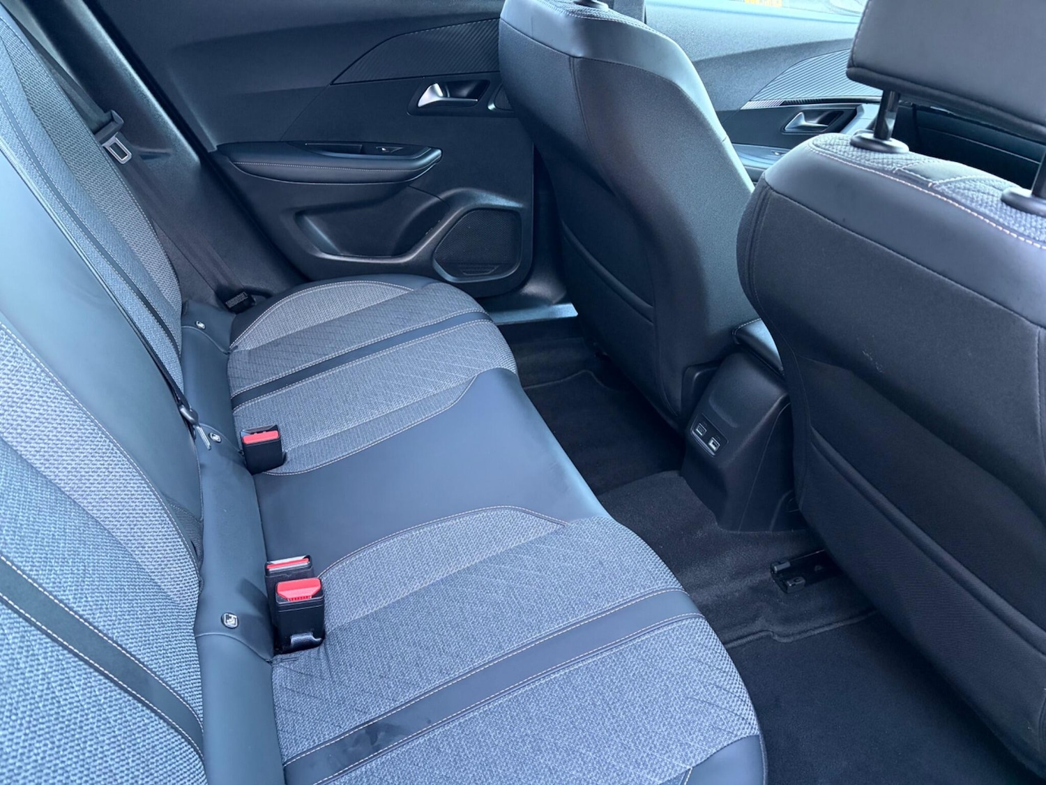 Used Peugeot 2008 2025 for sale - 77574089: Photo 10