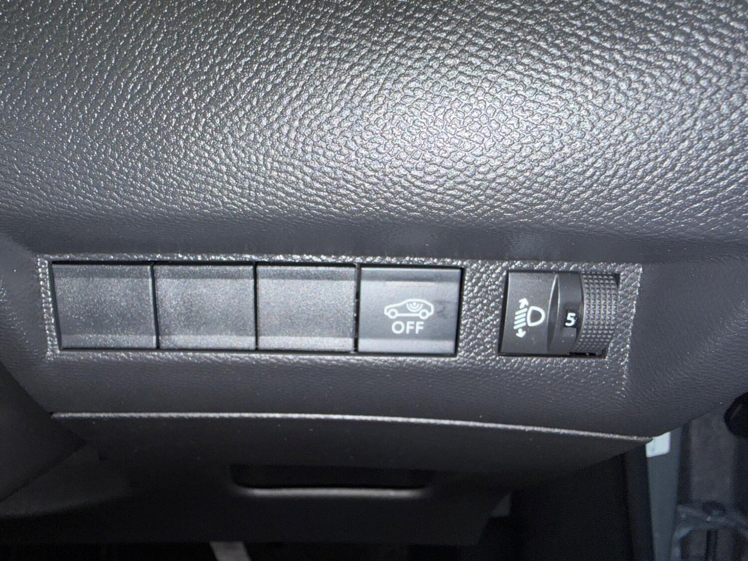 Used Peugeot 2008 2025 for sale - 77574089: Photo 15