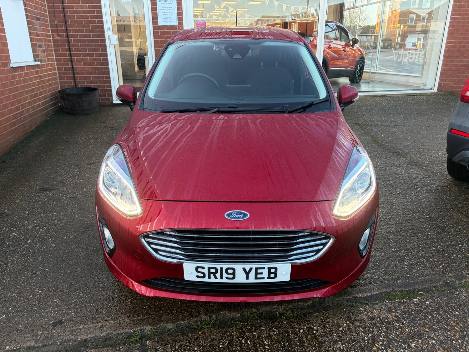 Used Ford Fiesta for sale - 77575422: Photo 2