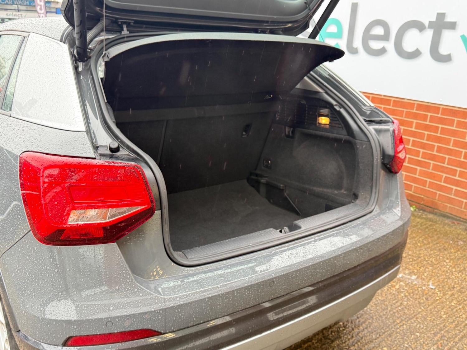 Used Audi Q2 2018 for sale - 77468727: Photo 32