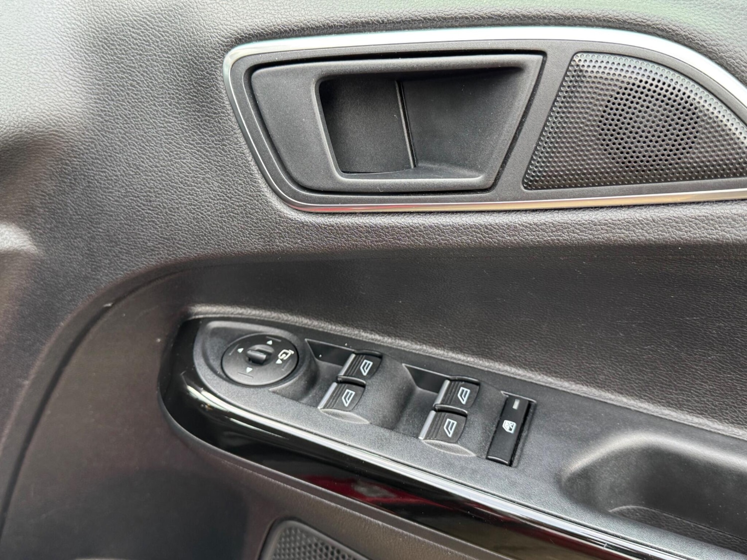 Used Ford B-MAX for sale - 77783066: Photo 40