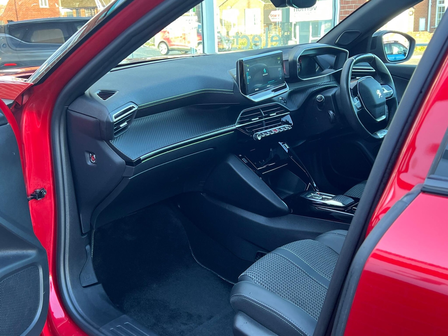 Used Peugeot 2008 2022 for sale - 77413321: Photo 18