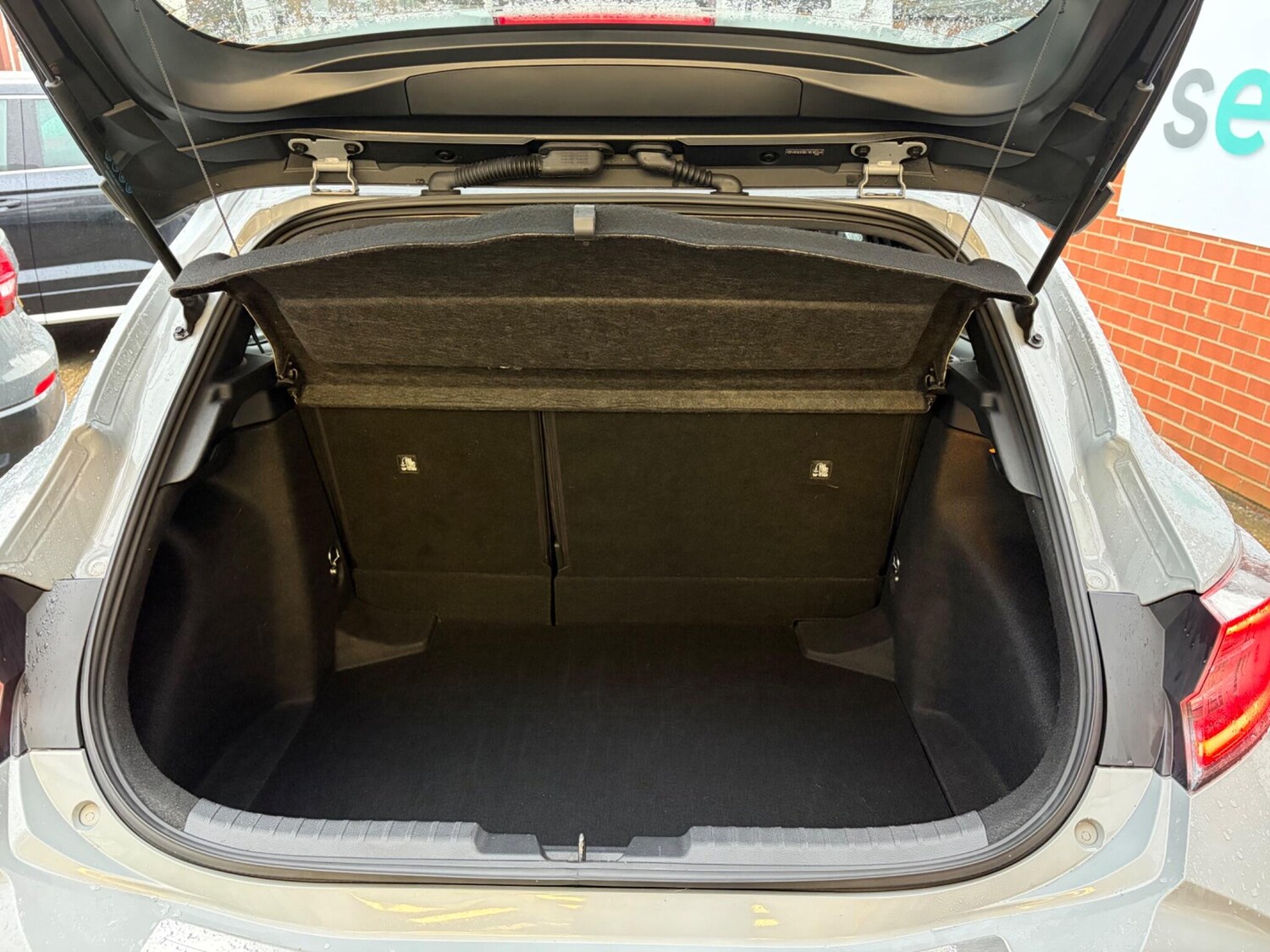 Used Toyota Corolla for sale - 77509975: Photo 40