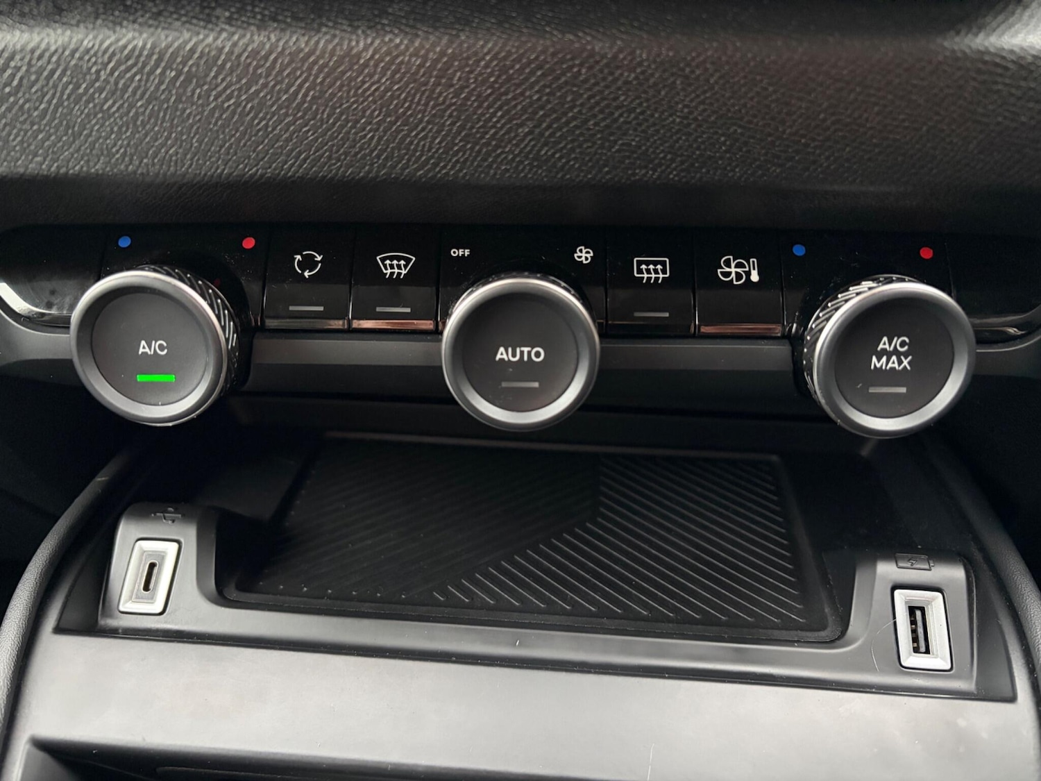 Used Citroen C4 2023 for sale - 77695648: Photo 22