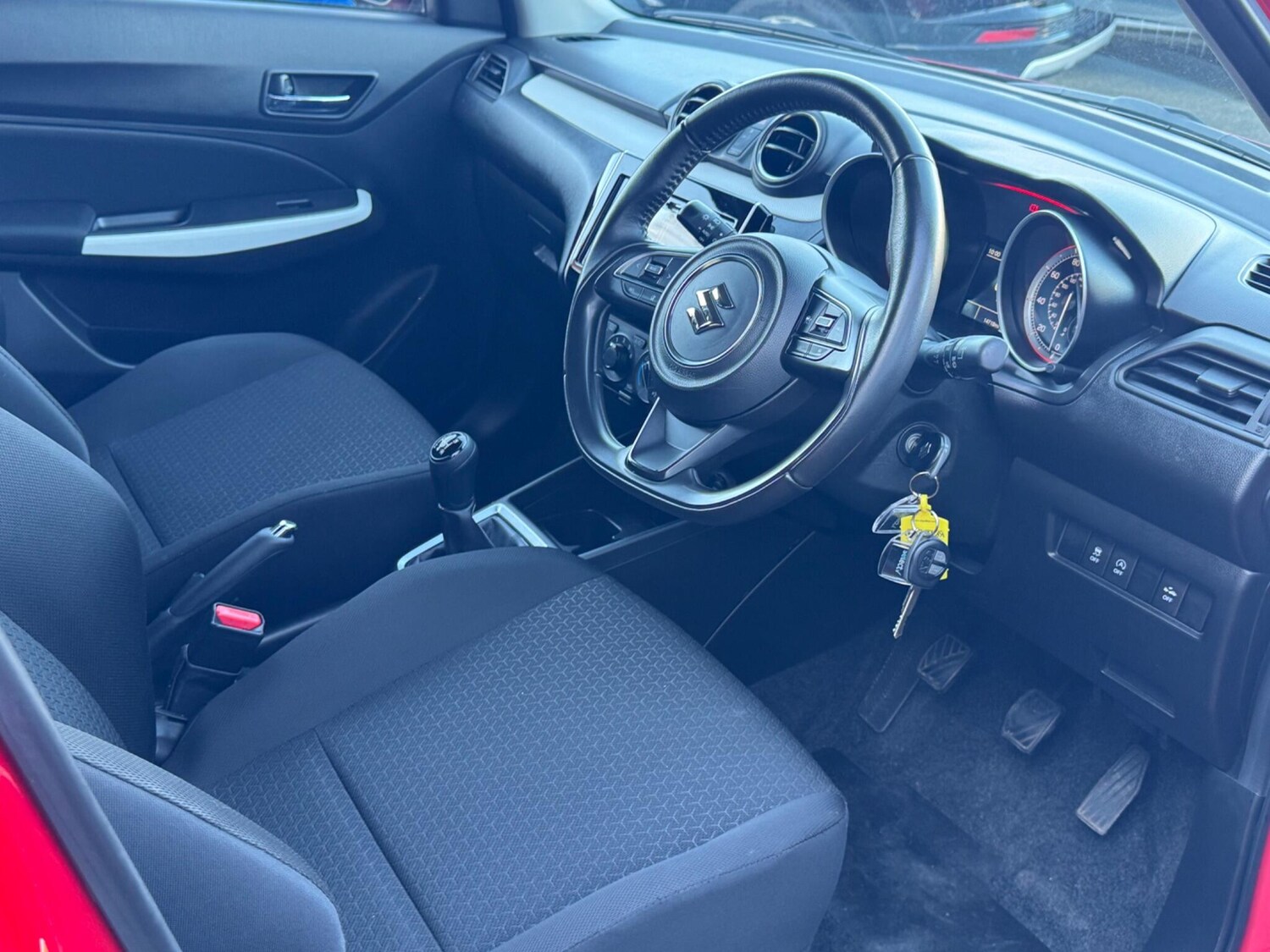 Used Suzuki Swift 2023 for sale - 77574875: Photo 22