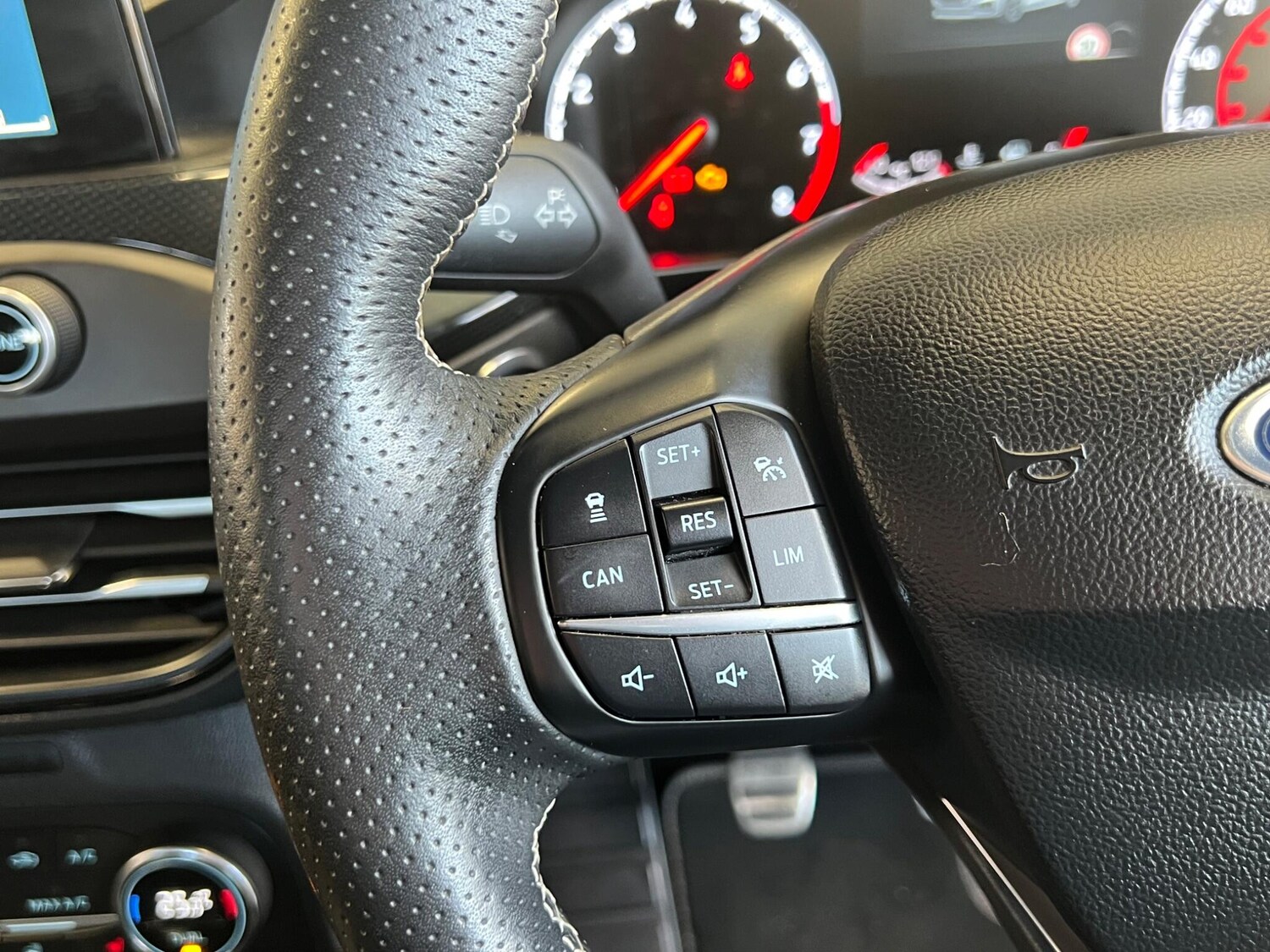 Used Ford Focus 2020 for sale - 77413318: Photo 28