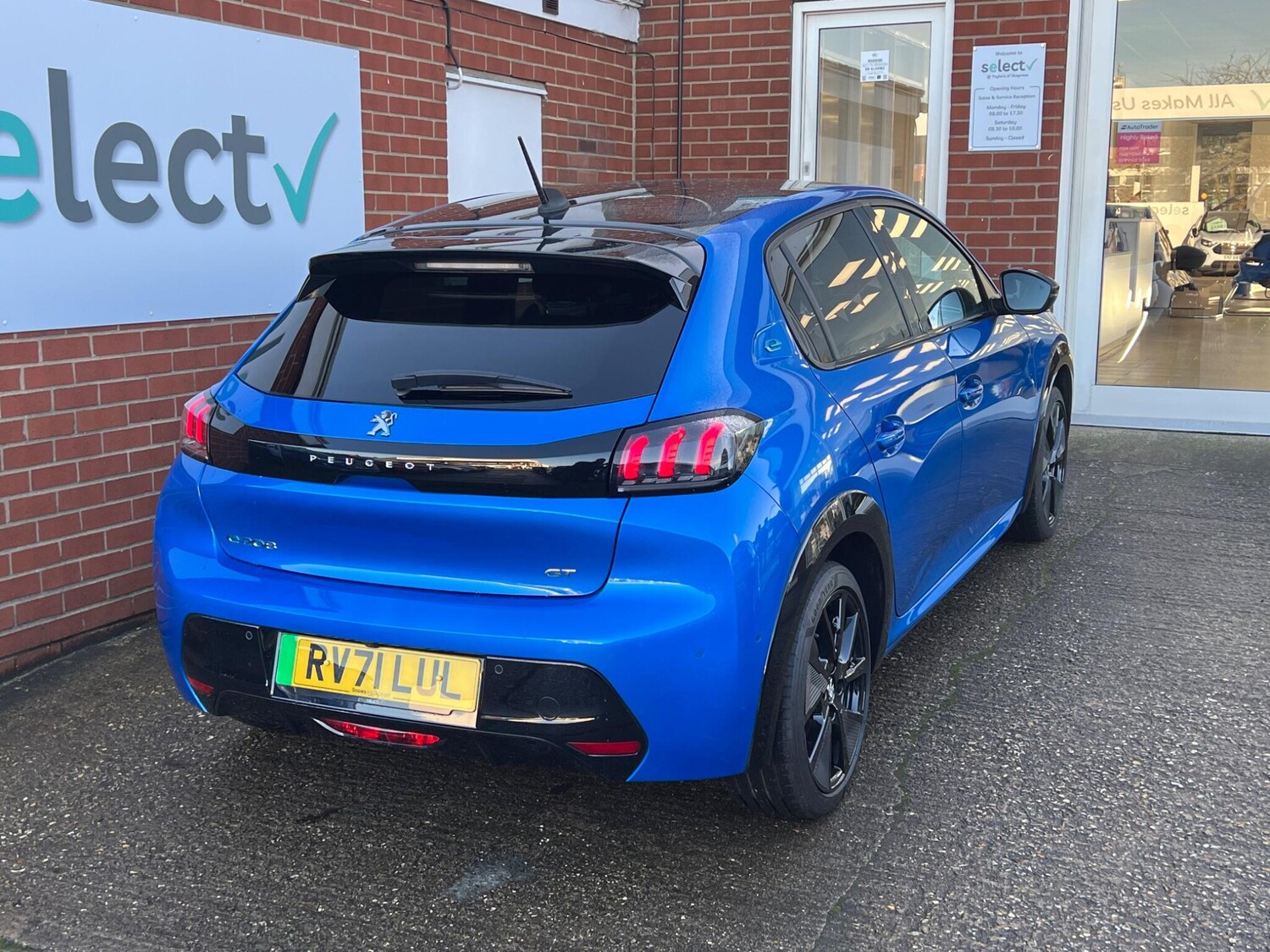 Used Peugeot 208 2021 for sale - 77413319: Photo 14