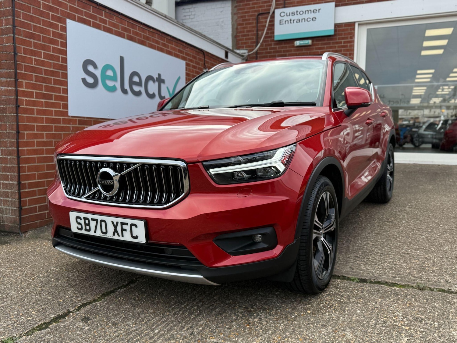 Used Volvo XC40 2021 for sale - 77413314: Photo 4