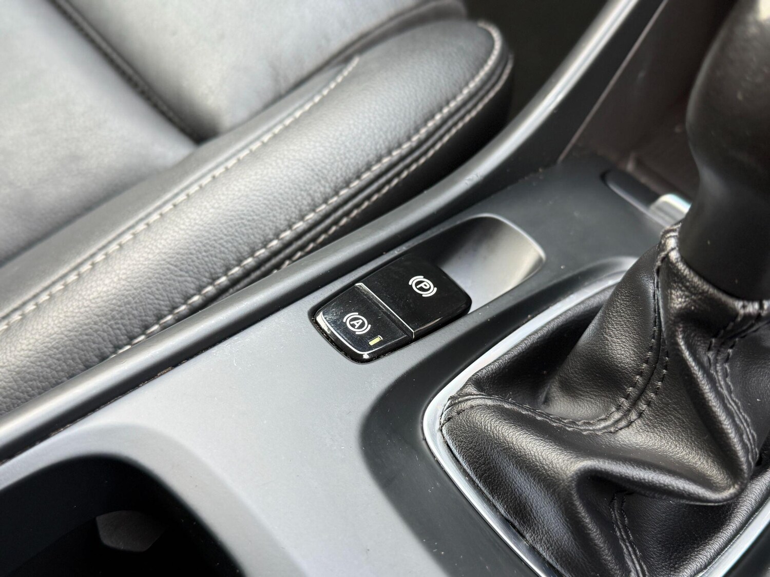 Used Volvo XC40 2021 for sale - 77413314: Photo 48