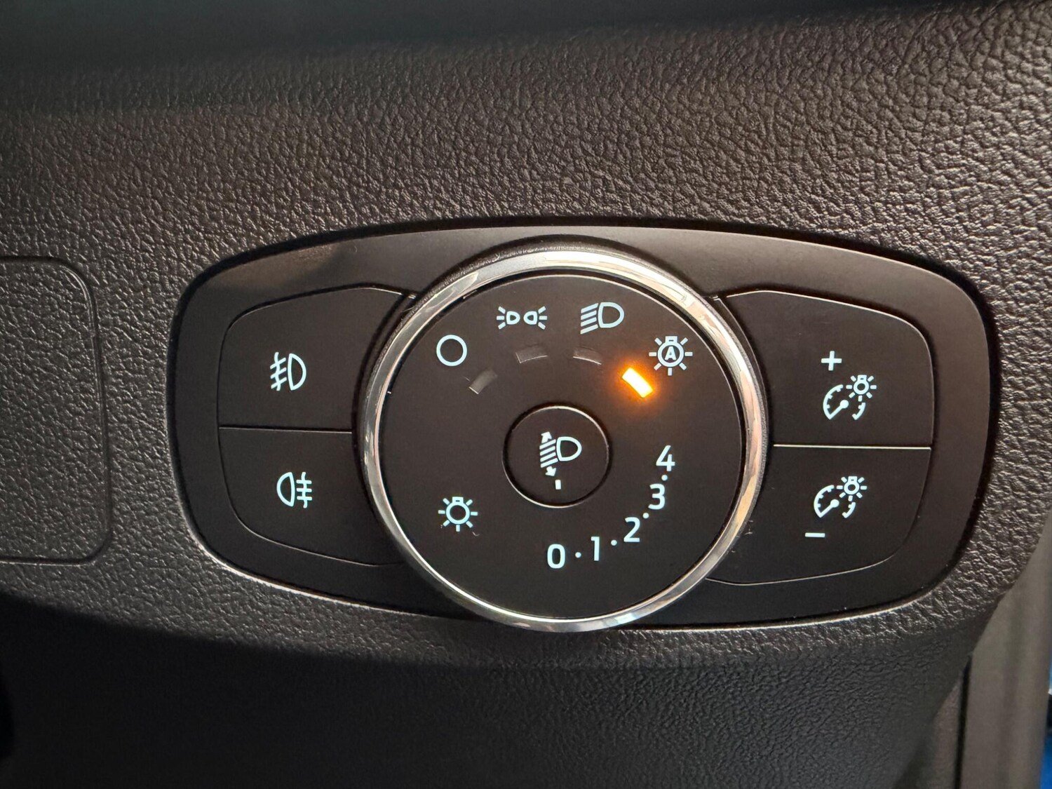 Used Ford Focus 2023 for sale - 77598461: Photo 16