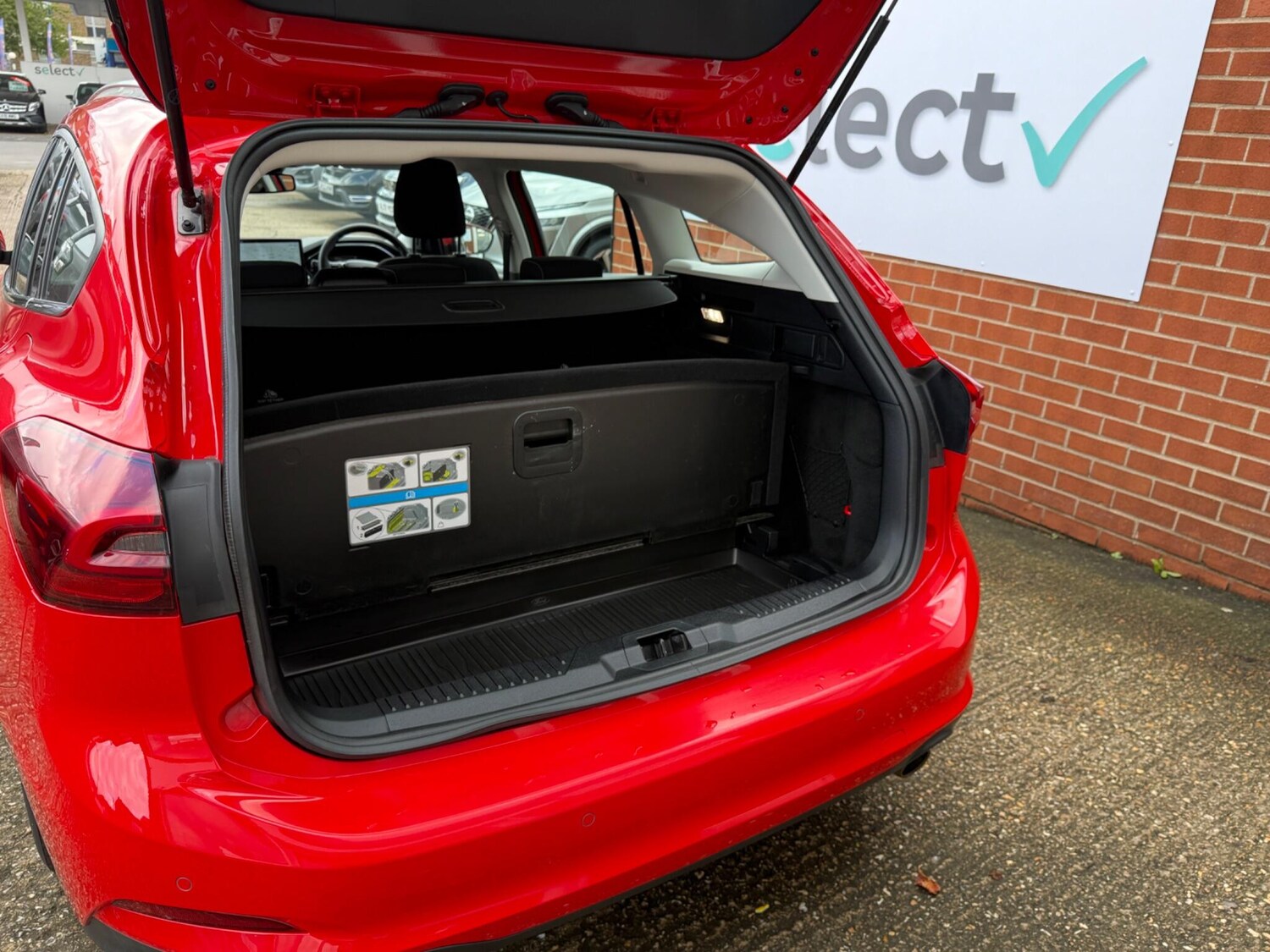 Used Ford Focus 2023 for sale - 77413326: Photo 30