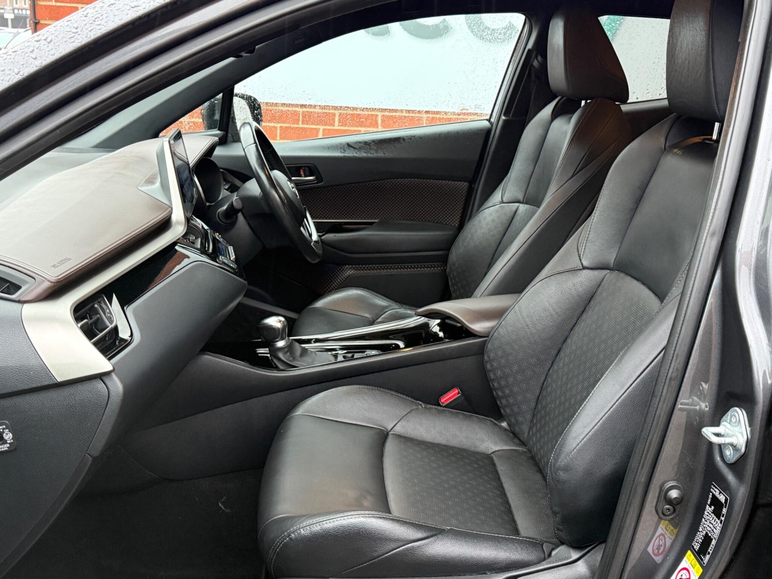 Used Toyota C-HR 2019 for sale - 77575195: Photo 10