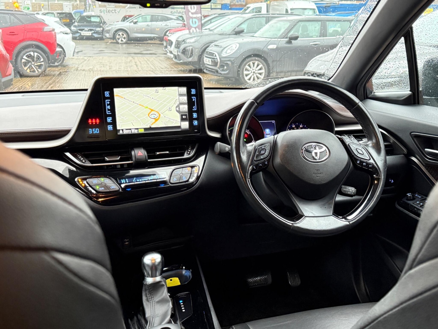 Used Toyota C-HR 2019 for sale - 77575195: Photo 11