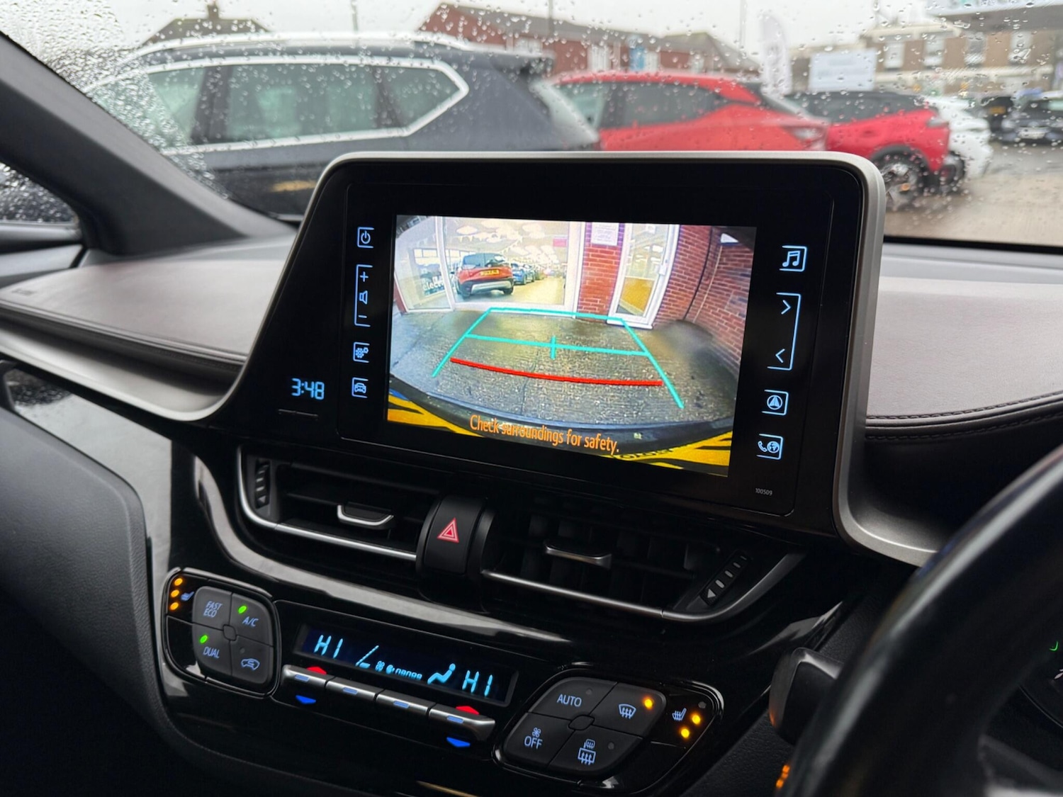 Used Toyota C-HR 2019 for sale - 77575195: Photo 15