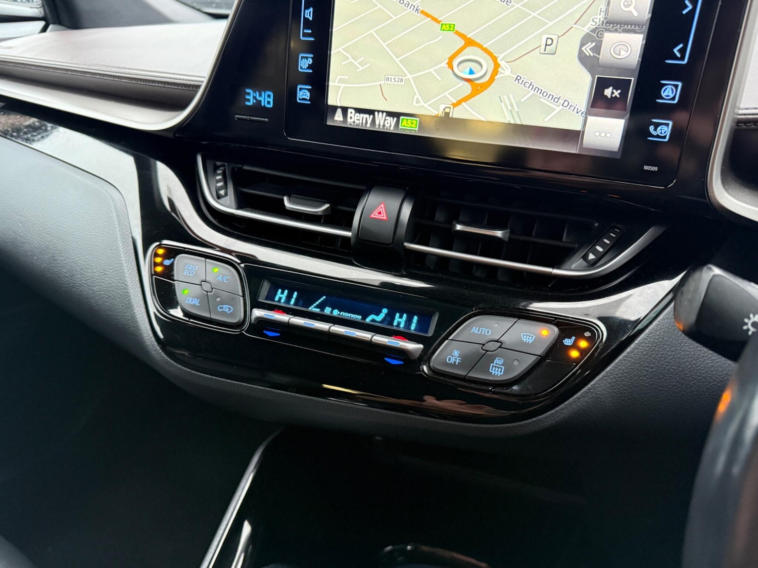 Used Toyota C-HR 2019 for sale - 77575195: Photo 18