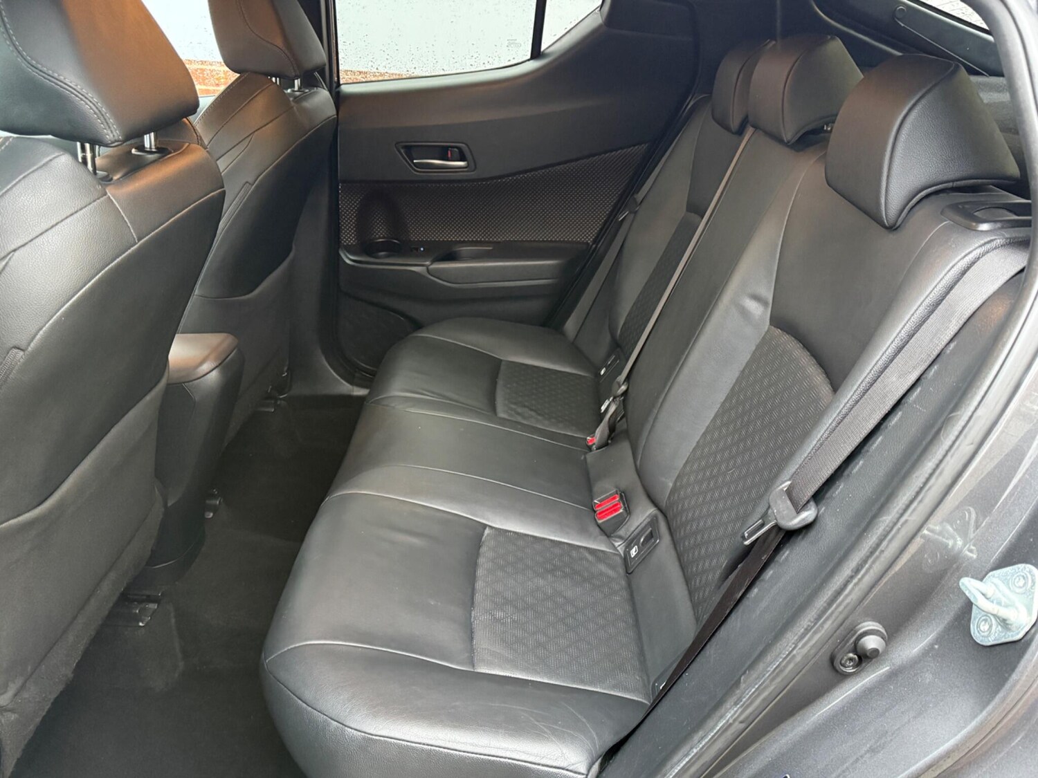 Used Toyota C-HR 2019 for sale - 77575195: Photo 21