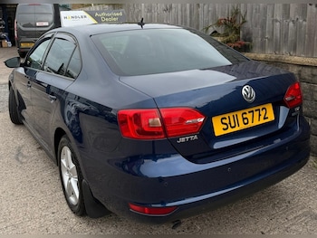 Used Volkswagen Jetta 2011 for sale - 76240211: Photo 4