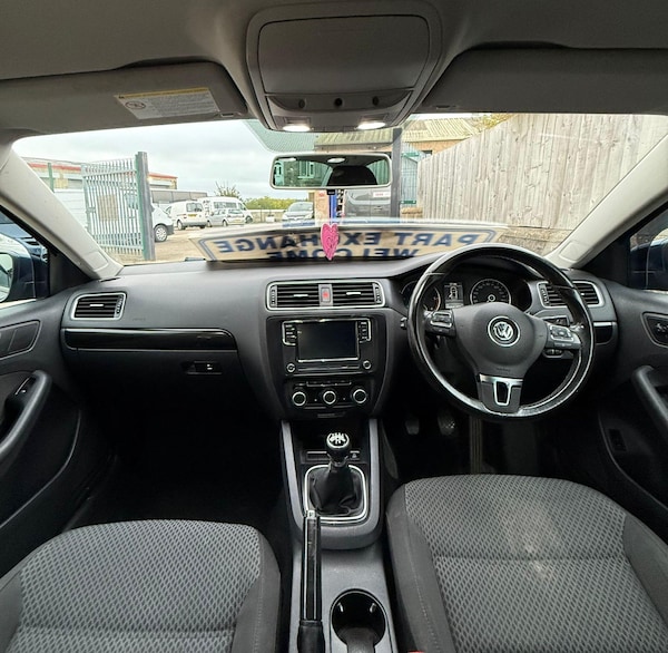 Used Volkswagen Jetta 2011 for sale - 76240211: Photo 7