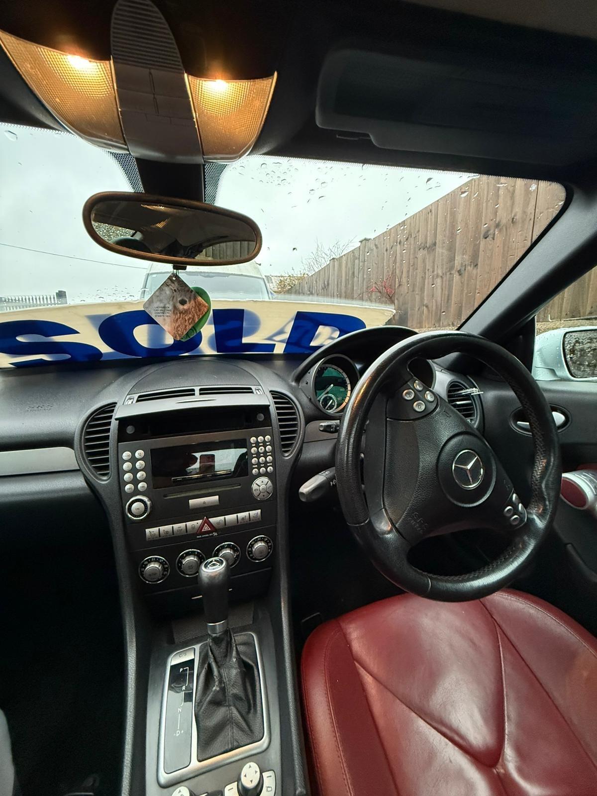 Used Mercedes-Benz SLK 2006 for sale - 77351908: Photo 12