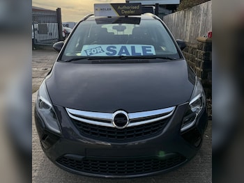 Used Vauxhall Zafira Tourer 2015 for sale - 77612316: Photo