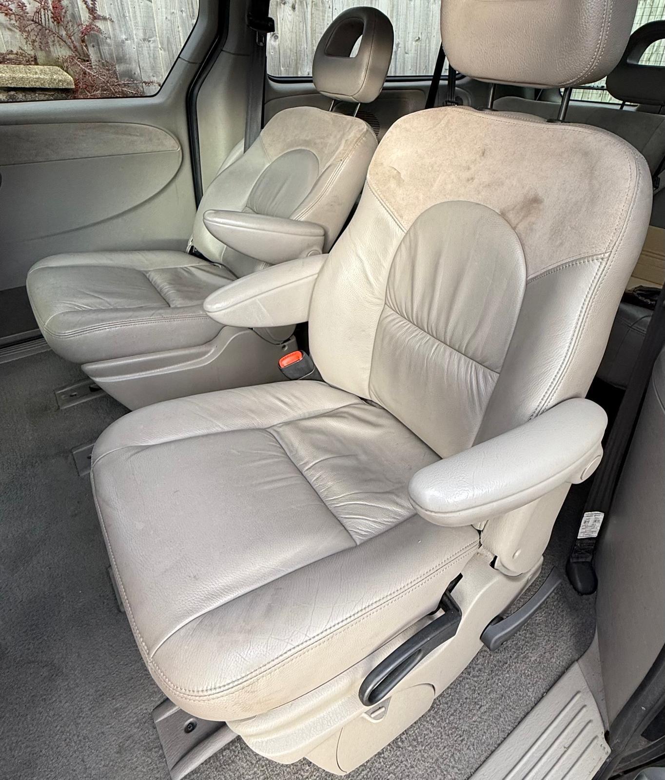 Used Chrysler Grand Voyager 2002 for sale - 76926154: Photo 14