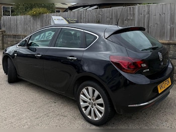 Used Vauxhall Astra 2013 for sale - 75965691: Photo