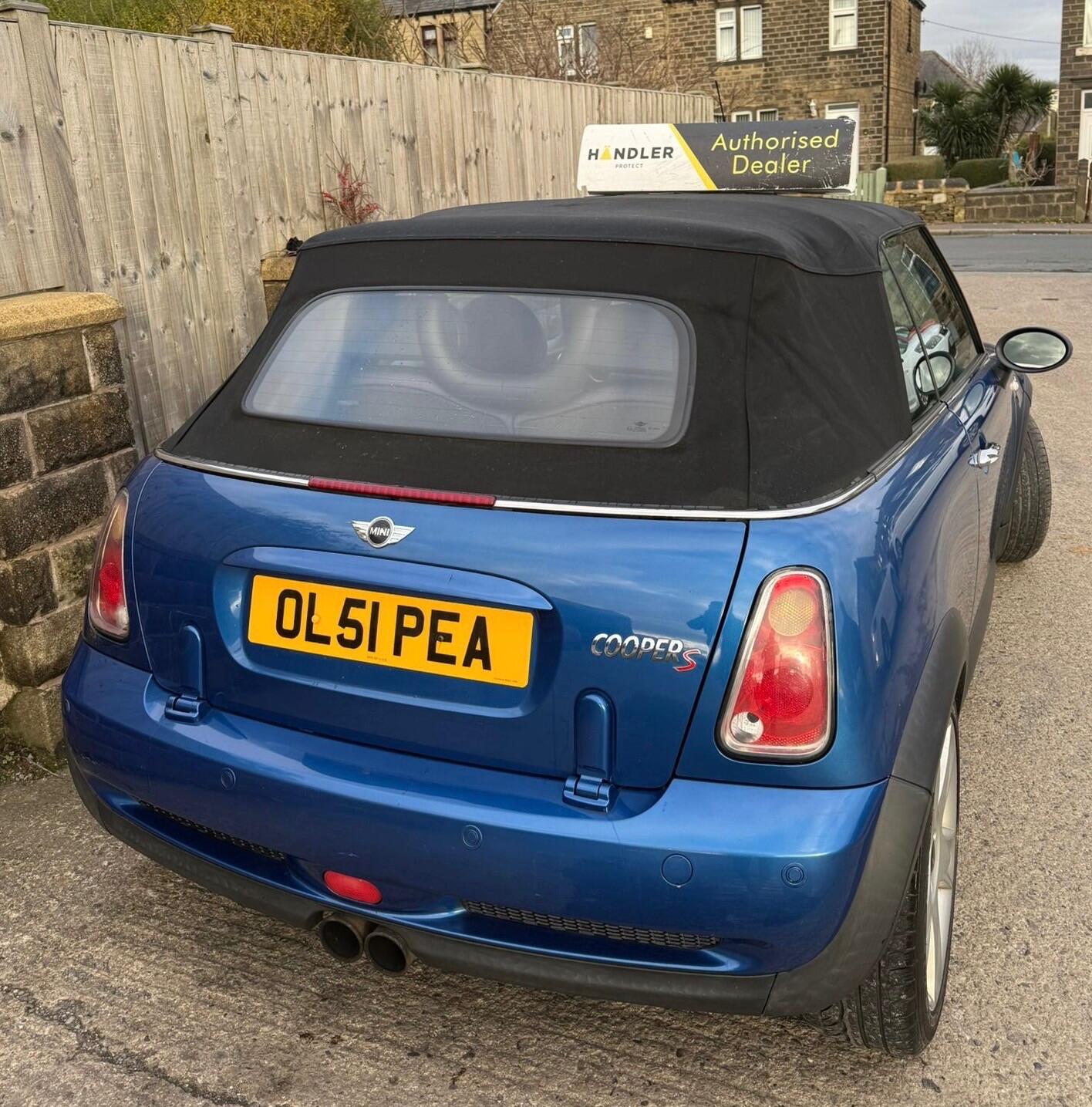 Used MINI Convertible 2006 for sale - 77067232: Photo 4