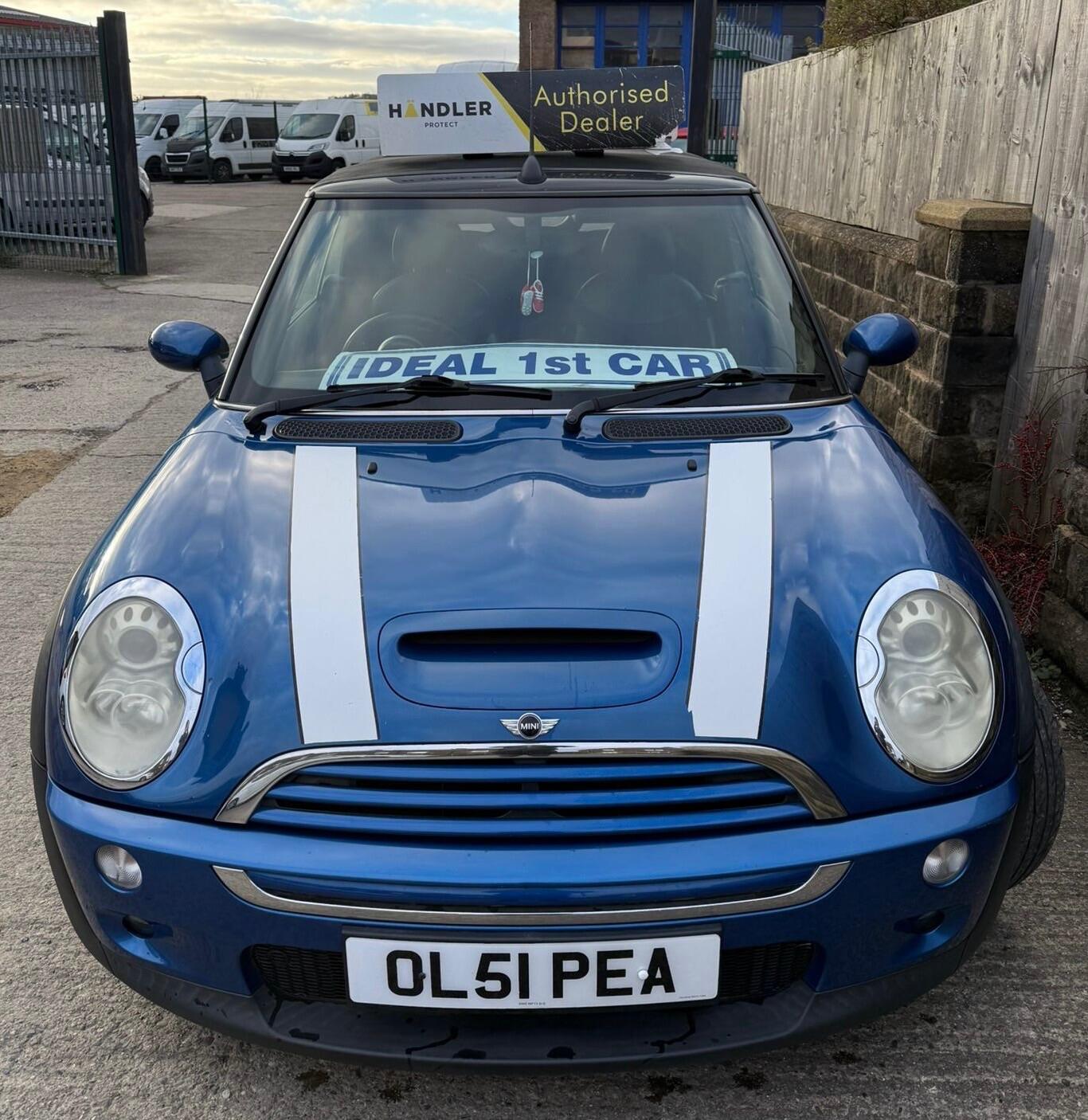 Used MINI Convertible 2006 for sale - 77067232: Photo 9