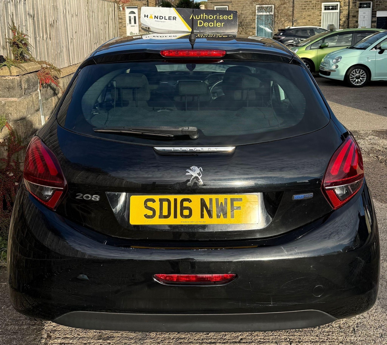 Used Peugeot 208 2016 for sale - 76388709: Photo 8