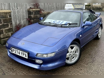 (P) - 2.0 GT T-Bar 2dr