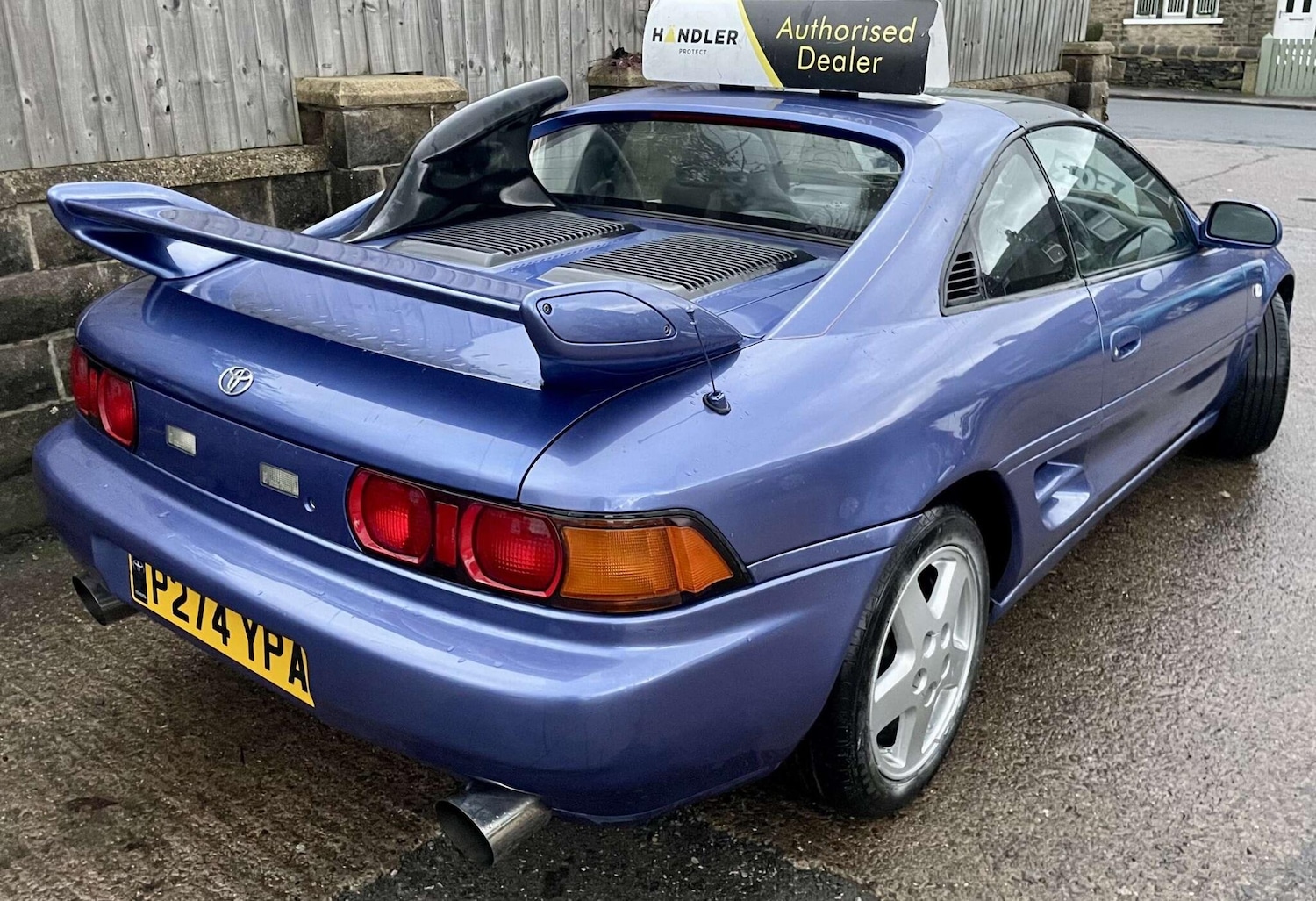 Used Toyota MR2 1996 for sale - 76765409: Photo 4