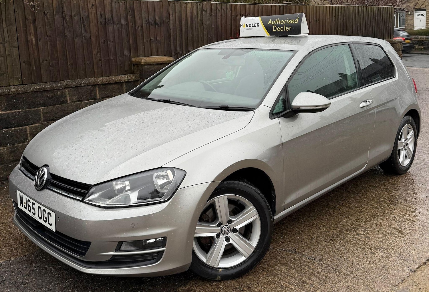 Used Volkswagen Golf 2015 for sale - 77278488: Photo 1