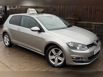 Used Volkswagen Golf 2015 for sale - 77278488: Photo