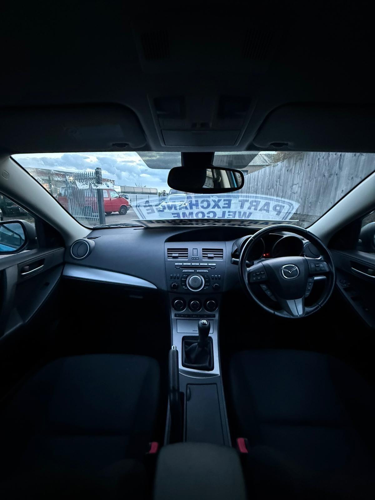 Used Mazda Mazda3 2010 for sale - 76122005: Photo 20