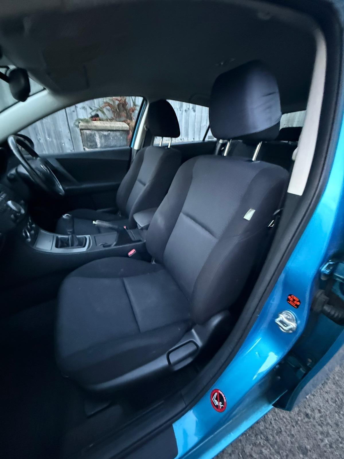 Used Mazda Mazda3 2010 for sale - 76122005: Photo 22