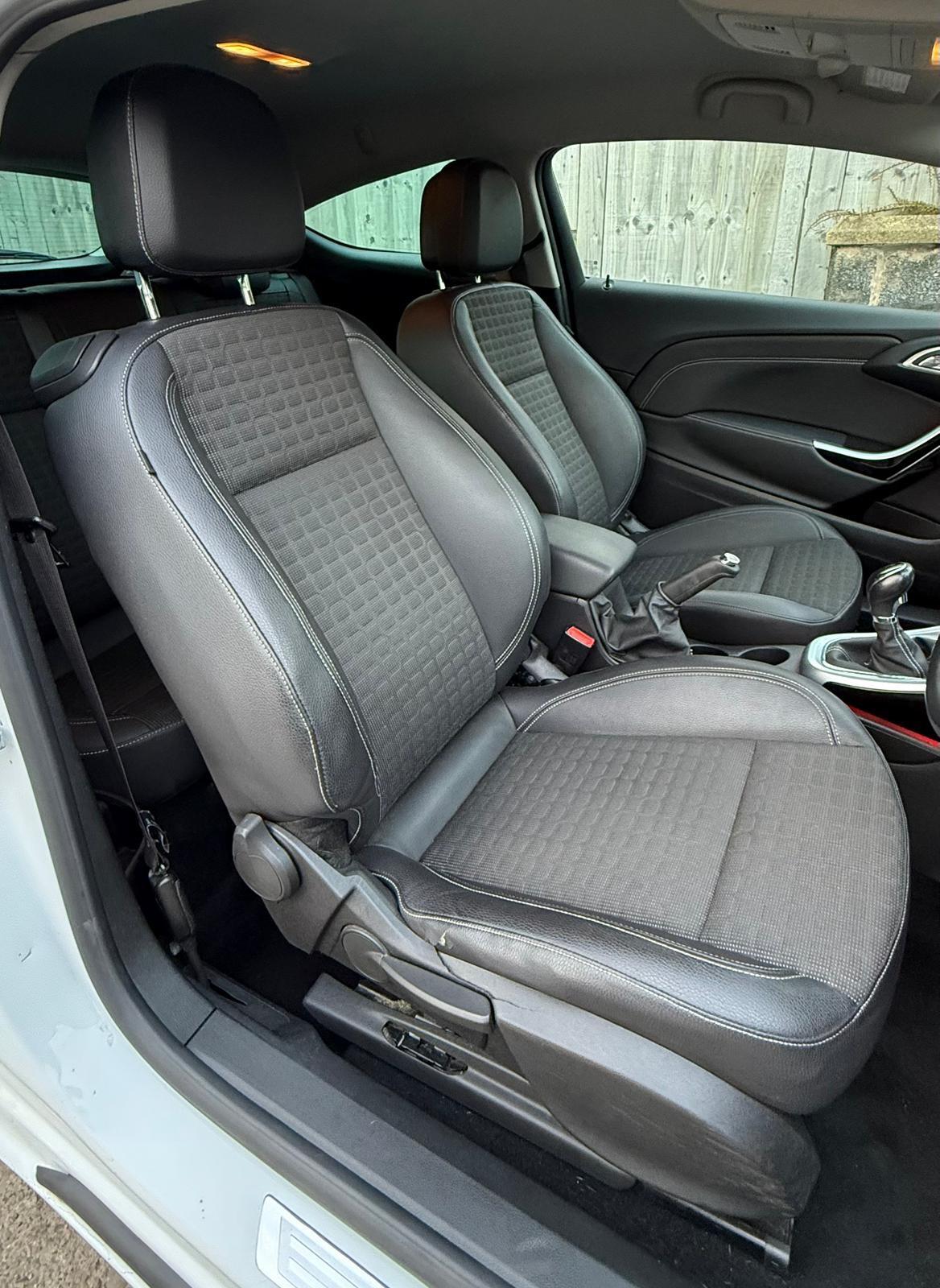 Used Vauxhall Astra GTC 2013 for sale - 77784218: Photo 13