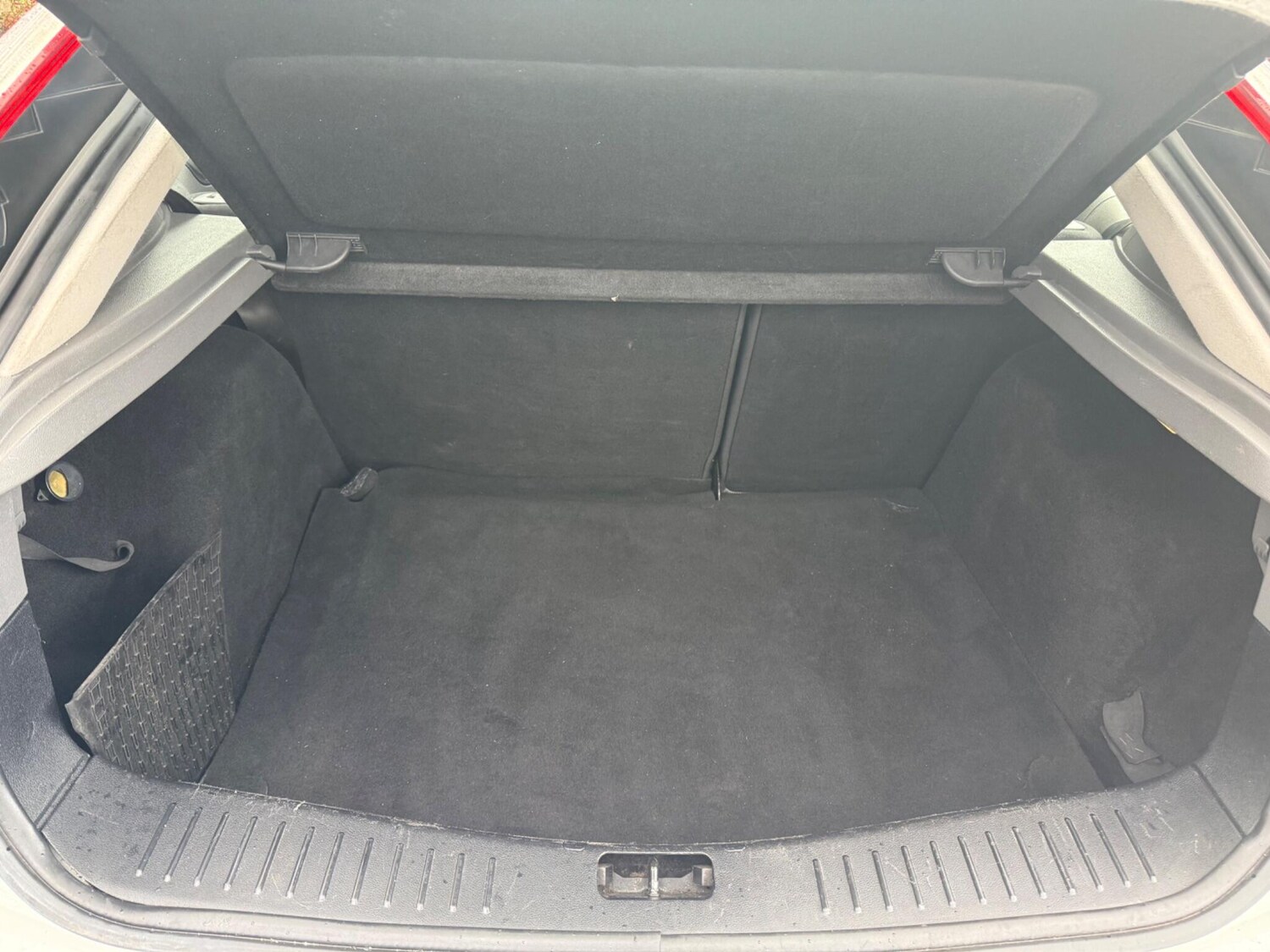 Used Ford Focus 2011 for sale - 76336446: Photo 10