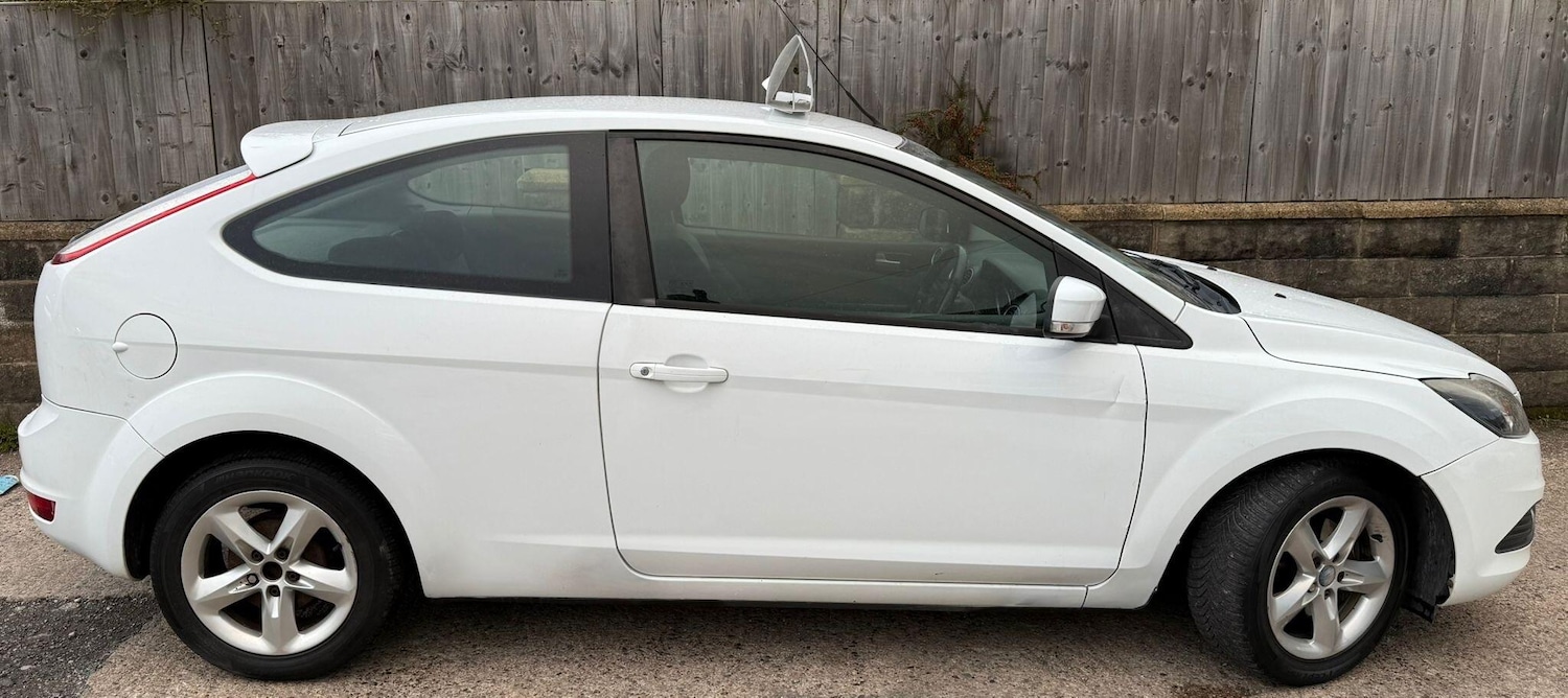 Used Ford Focus 2011 for sale - 76336446: Photo 11