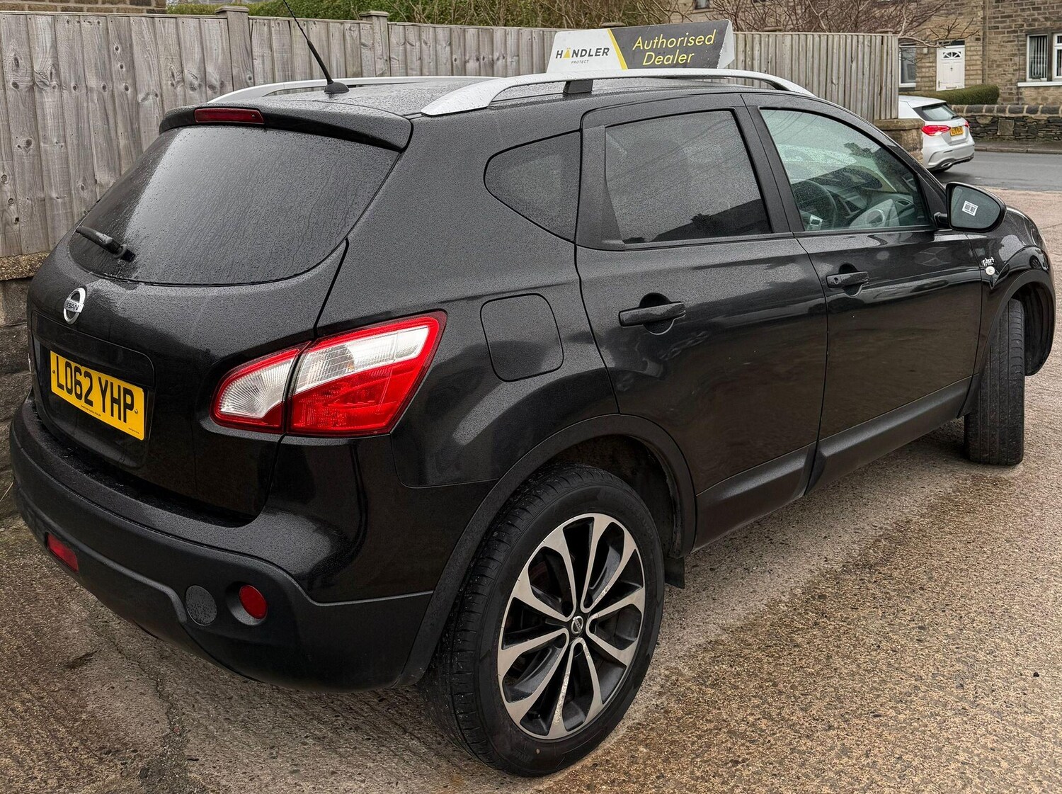 Used Nissan Qashqai for sale - 77724105: Photo 10