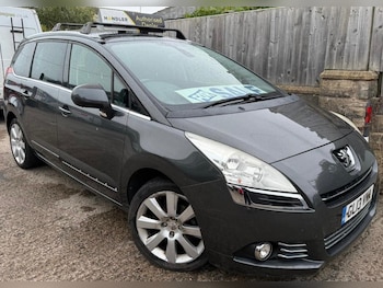 Used Peugeot 5008 2013 for sale - 75966010: Photo