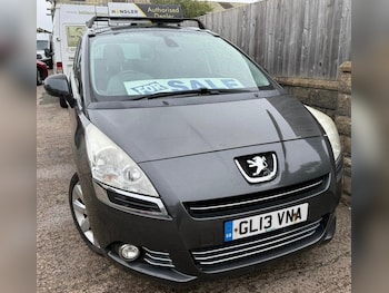 Used Peugeot 5008 2013 for sale - 75966010: Photo