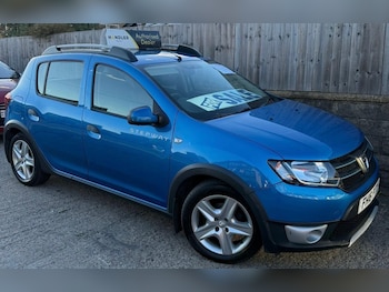 Used Dacia Sandero Stepway 2016 for sale - 76032207: Photo