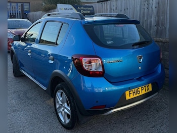 Used Dacia Sandero Stepway 2016 for sale - 76032207: Photo