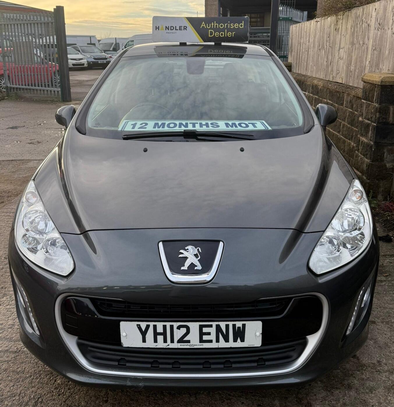 Used Peugeot 308 2012 for sale - 77229387: Photo 10