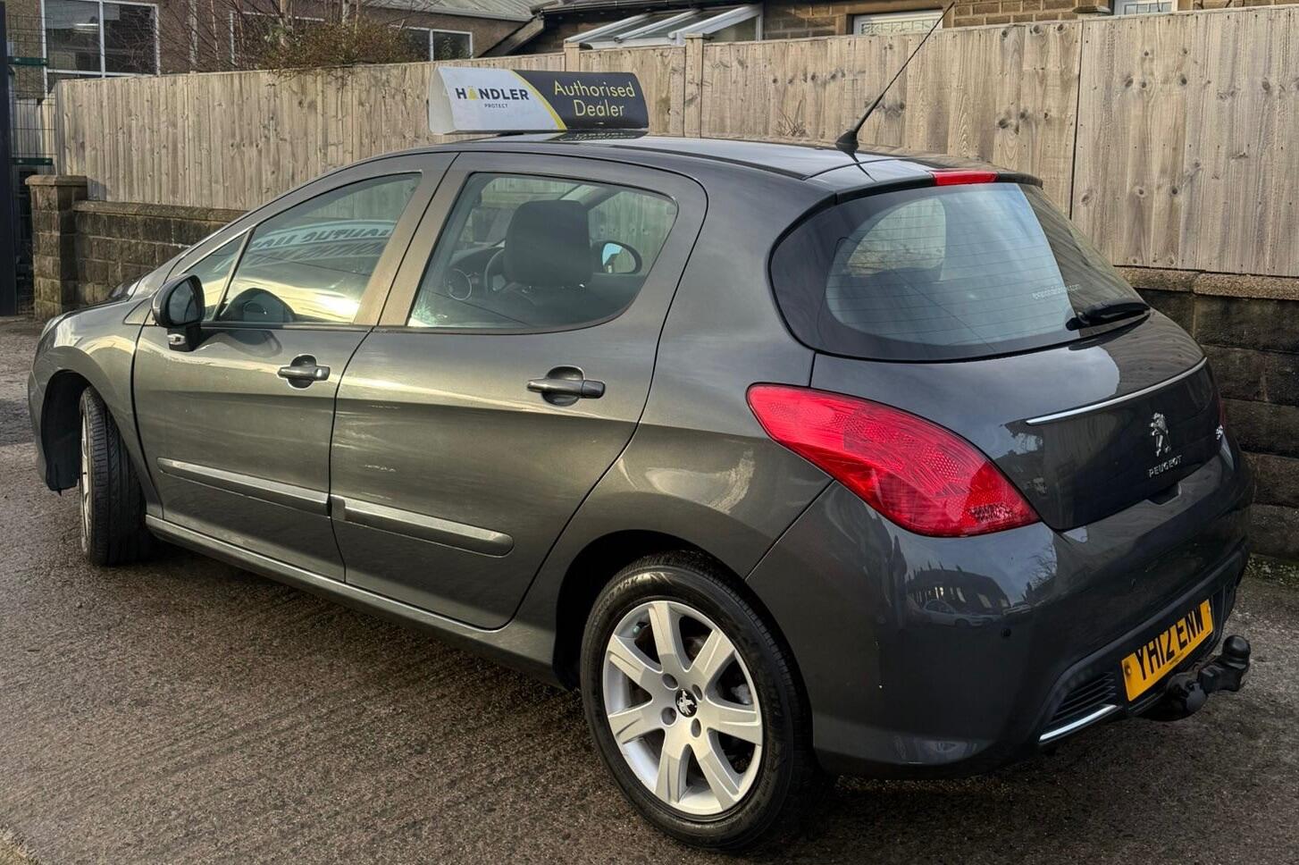 Used Peugeot 308 2012 for sale - 77229387: Photo 11