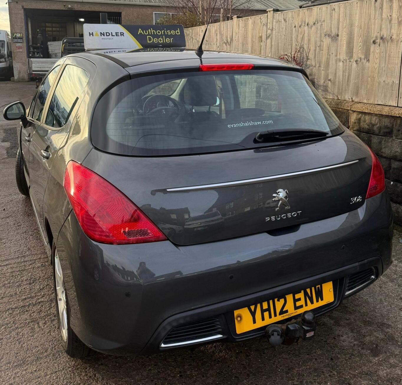 Used Peugeot 308 2012 for sale - 77229387: Photo 12