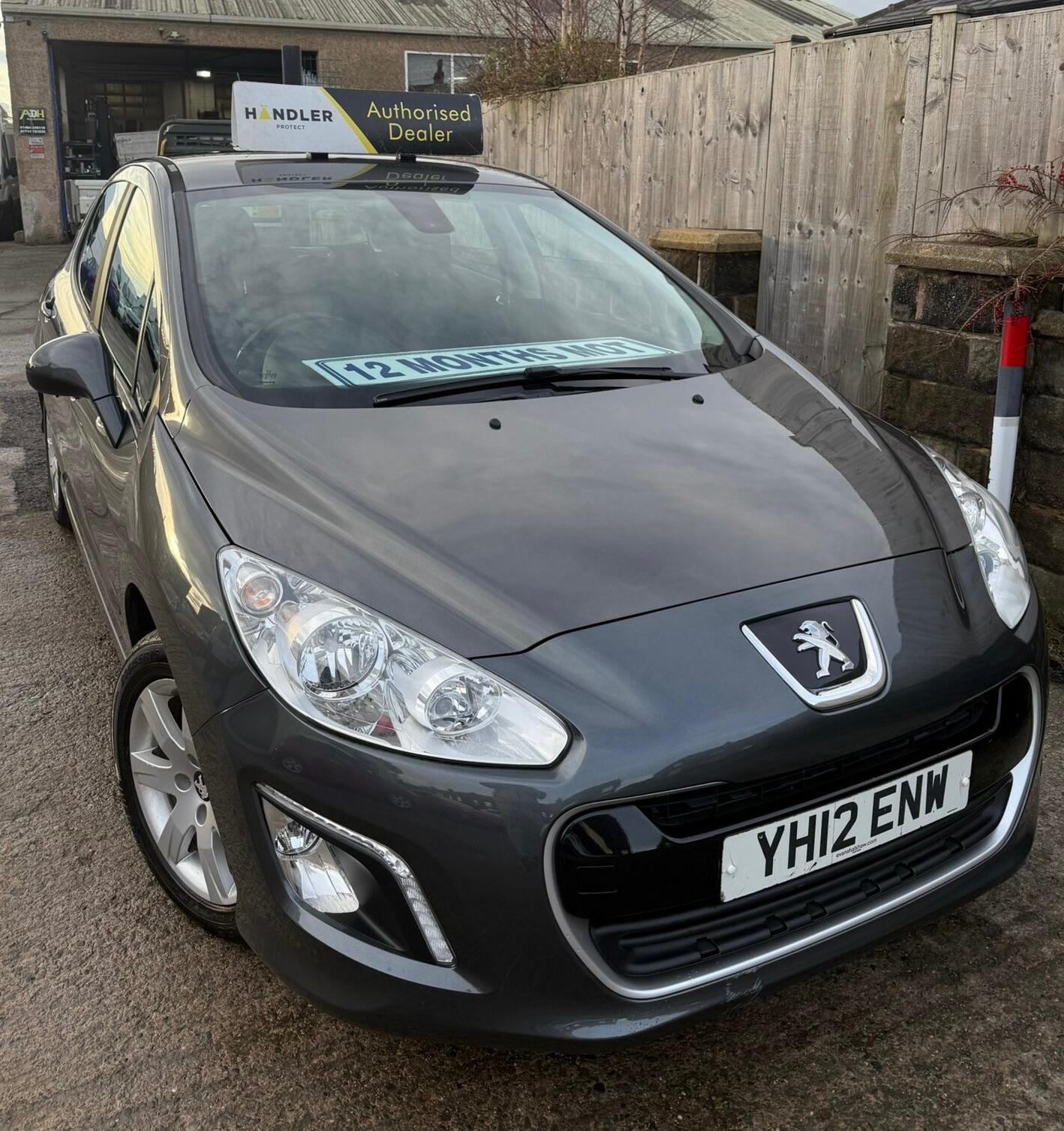 Used Peugeot 308 2012 for sale - 77229387: Photo 14