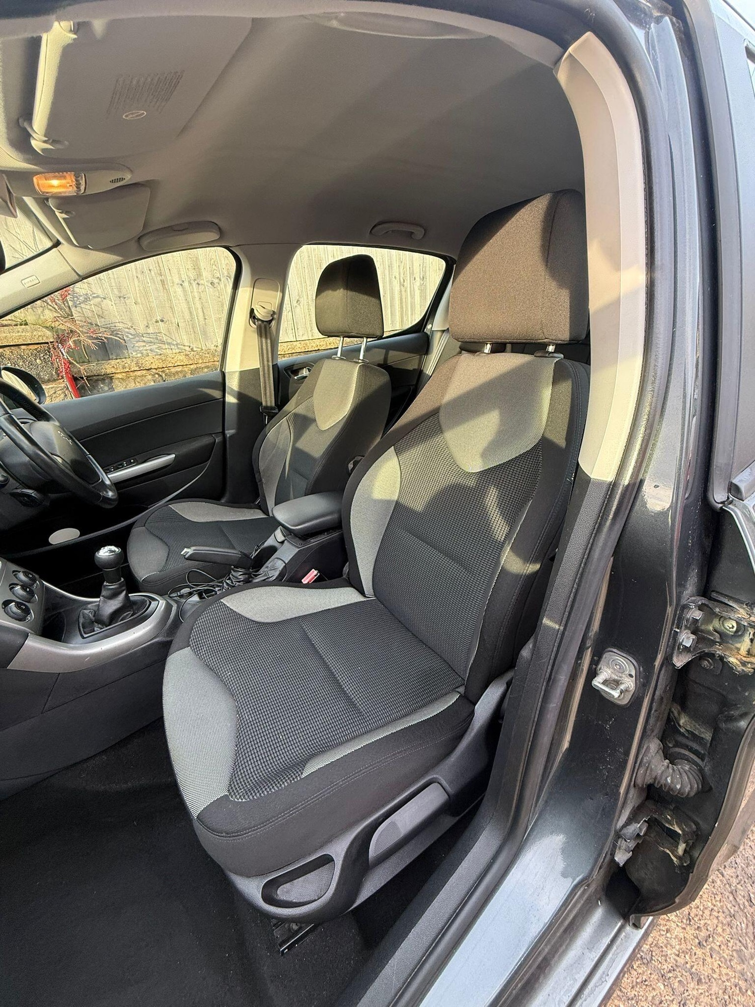 Used Peugeot 308 2012 for sale - 77229387: Photo 20