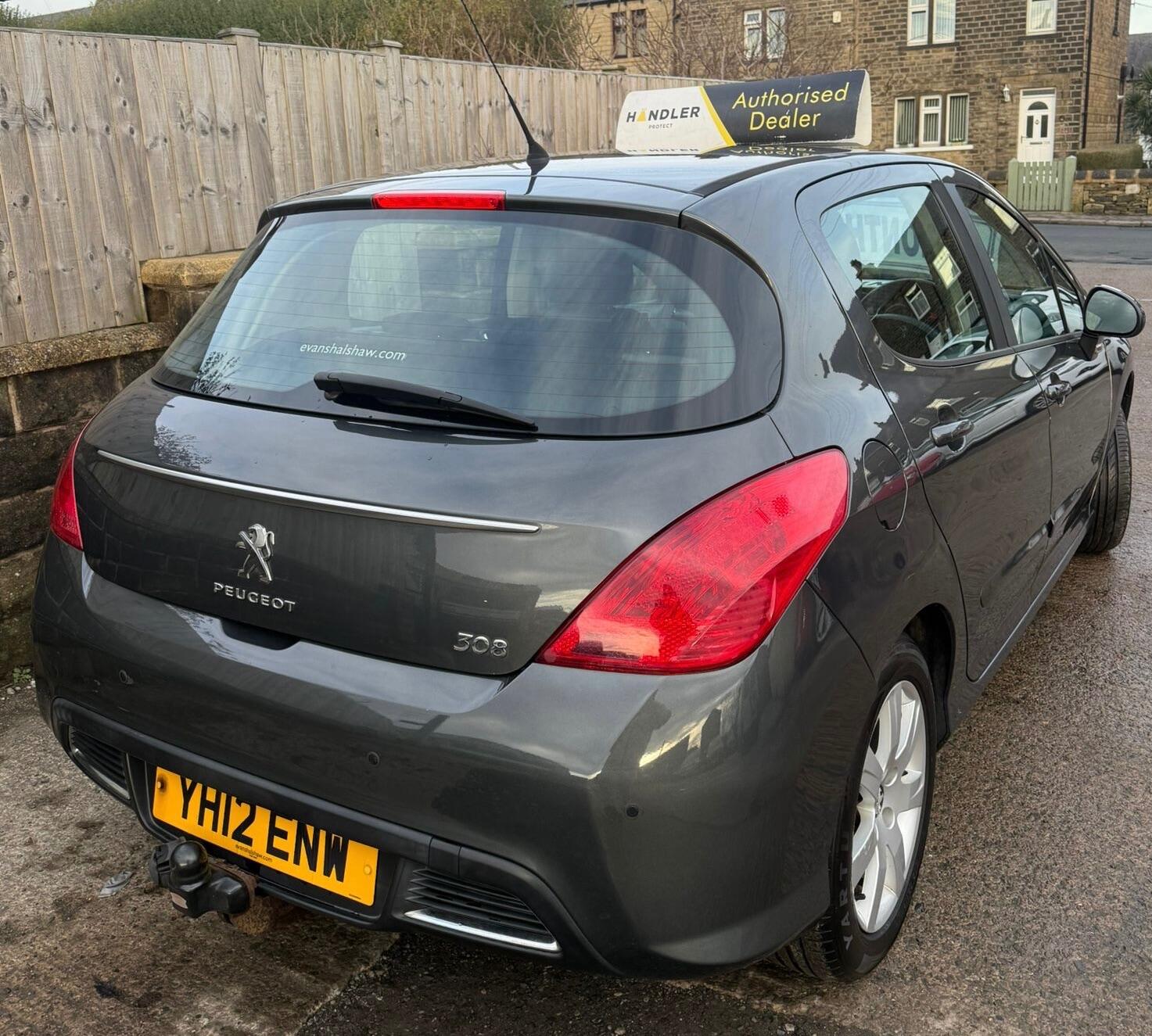 Used Peugeot 308 2012 for sale - 77229387: Photo 6