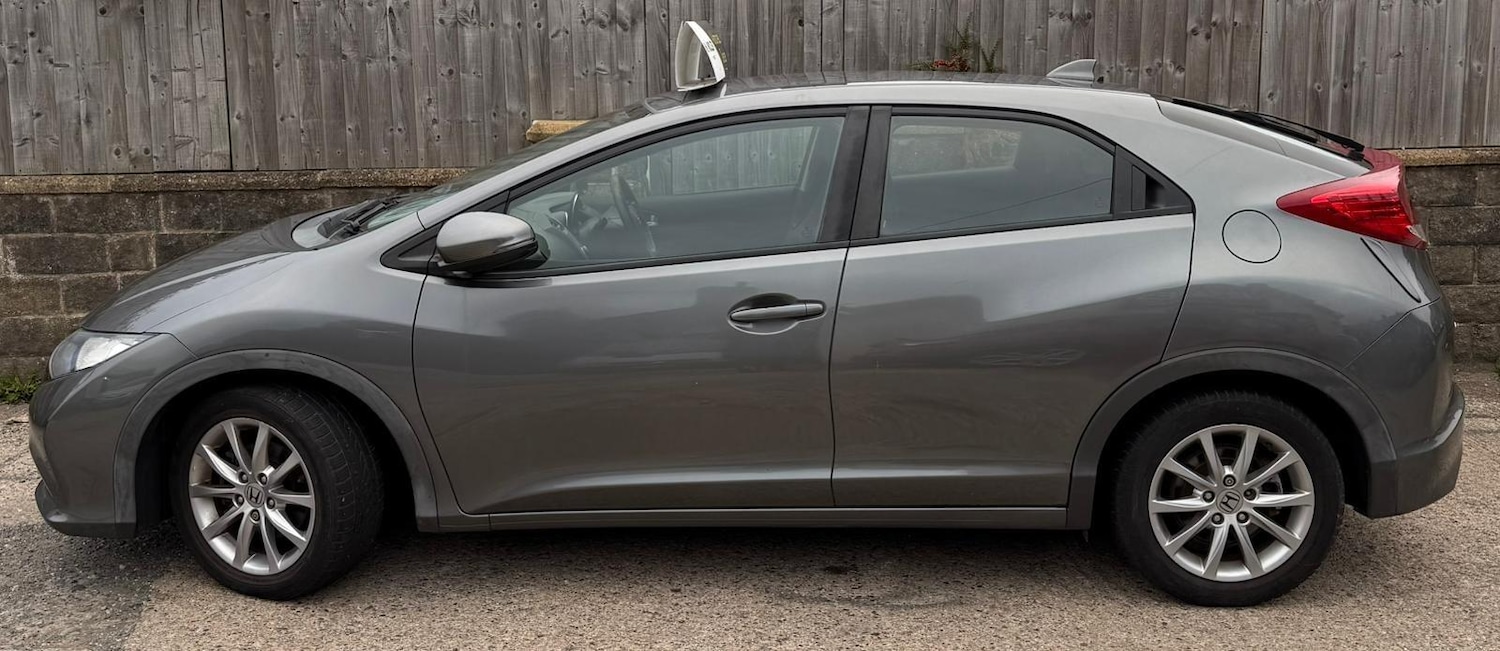 Used Honda Civic 2013 for sale - 76326479: Photo 8